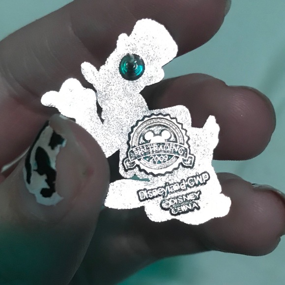 Rare Disney pins 3 pack - Picture 7 of 9